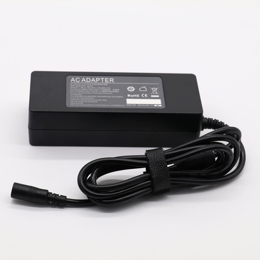 Universal Adapter 90W With 8 Tips